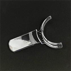 NOLA LIP RETRACTOR LARGE